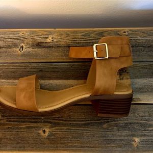 Ankle strap sandals